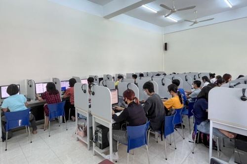 Trường Đại học Tôn Đức Thắng - Phân Hiệu Khánh Hòa: Bồi dưỡng kiến thức tin học miễn phí cho gần 100 học viên