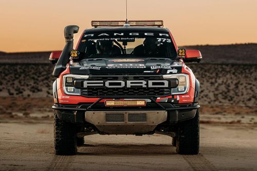 Bộ phận hiệu năng cao của Ford hé lộ phiên bản Raptor Baja 1000 trước giải đua Finke Desert Race