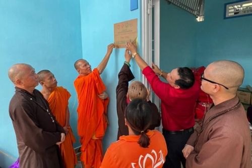 Ban Trị sự Phật giáo Q.Gò Vấp trao tặng 5 căn nhà tình thương tại tỉnh Trà Vinh