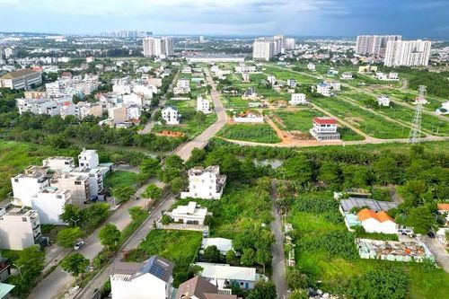 Doanh nghiệp bất động sản trong 'bức tranh' khó khăn