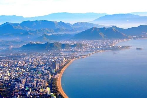 Phát triển Nha Trang trở thành thành phố thương mại tài chính quốc gia