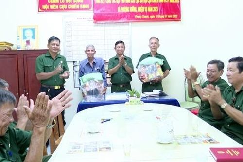 Những Cựu chiến binh vì bình yên xóm ấp