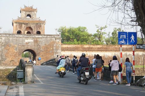 'Phá sản' ý tưởng cầu vượt Hộ Thành Hào nối Thượng thành Huế?
