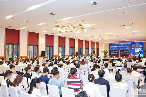 Nâng cao năng lực sản xuất và phát triển công nghiệp công nghệ số theo định hướng make in Việt Nam