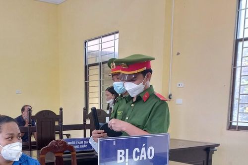 Vụ nghi vòi tiền chạy tại ngoại ở Cà Mau: Phạt 6 tháng tù giam đối với bị cáo Lại Phương Thúy