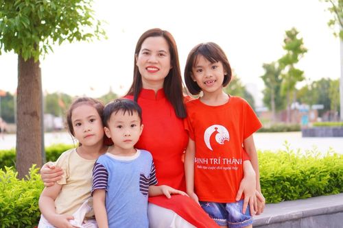 'Mặc kệ' con có 'tự lớn'?