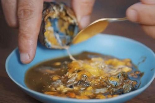 Hơn 50 năm vẫn nhớ nồi riêu cua béo ngậy, thơm nức mũi của mẹ