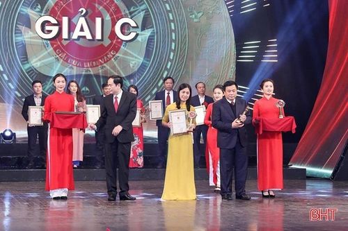 Những 'cây lau bằng thép' trong làng báo Hà Tĩnh