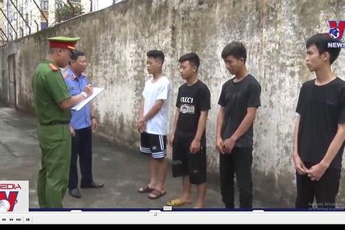 Hà Nam bắt nhóm đối tượng cướp xe máy giữa đường