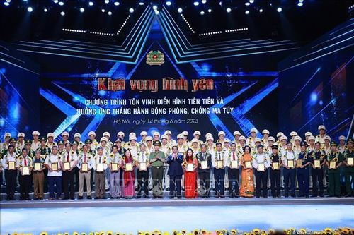 Thủ tướng Phạm Minh Chính: Đấu tranh, ngăn chặn ma túy từ sớm, từ xa, từ nơi xuất phát