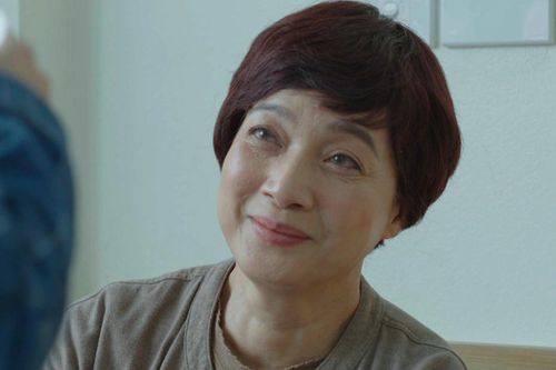 Phim Nơi Giấc Mơ Tìm Về của NSND Lê Khanh chính thức đóng máy, vô tình để lộ luôn cái kết?
