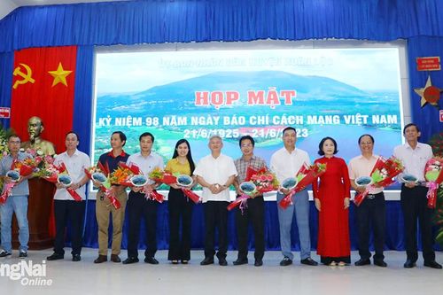Huyện Xuân Lộc tổ chức họp mặt báo chí