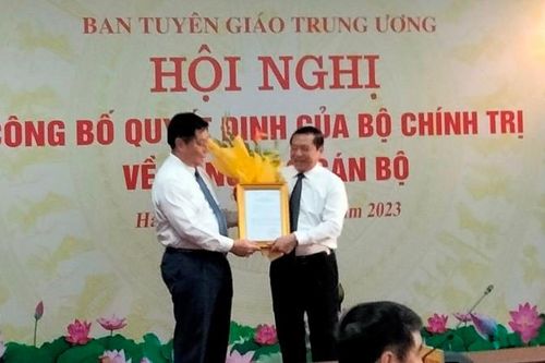 Bộ Chính trị quyết định bổ nhiệm Chủ tịch Hội đồng Khoa học các cơ quan Đảng Trung ương