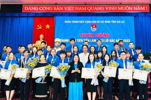 Khơi dậy khát vọng cống hiến của thanh niên