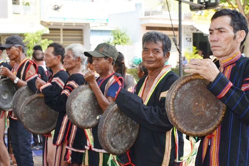 Độc đáo chiêng Kjeng