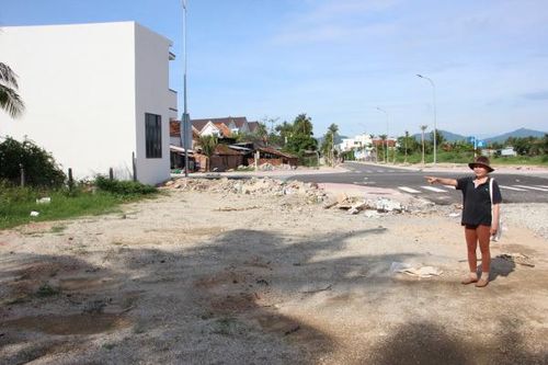 Khiếu nại đất không nằm trong dự án vẫn thu hồi ở Vạn Ninh: Chờ kết quả kiểm tra của Sở Tài nguyên và Môi trường