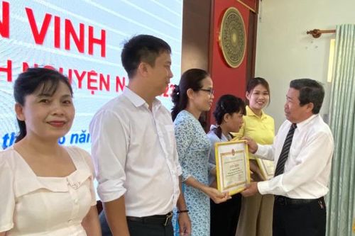Hội Chữ thập đỏ TP. Nha Trang: Tôn vinh 115 người hiến máu tình nguyện