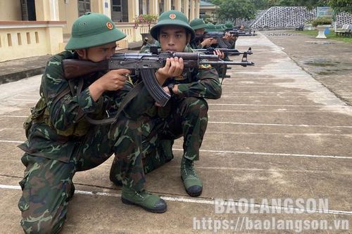 Người Khẩu đội trưởng mẫu mực