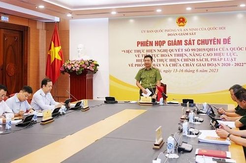 Ủy ban Quốc phòng và An ninh giám sát việc thực hiện Nghị quyết của Quốc hội về phòng cháy, chữa cháy