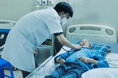 Chuyển COVID-19 từ bệnh truyền nhiễm nhóm A sang nhóm B, Quỹ Bảo hiểm y tế sẽ chi trả chi phí khám chữa bệnh