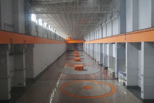 Cảnh tiết kiệm điện tại nhà máy thủy điện lớn nhất Đông Nam Á