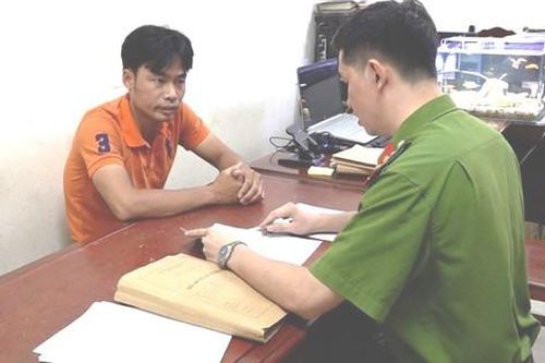Chống đối lực lượng CSGT làm nhiệm vụ, người đàn ông ở Hải Dương bị khởi tố