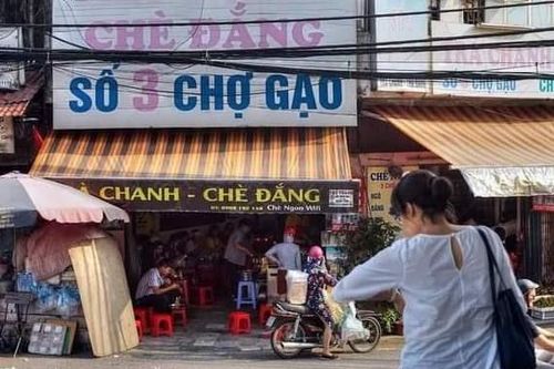 Truy bắt đối tượng đâm trọng thương người đàn ông ở phố đi bộ Hà Nội