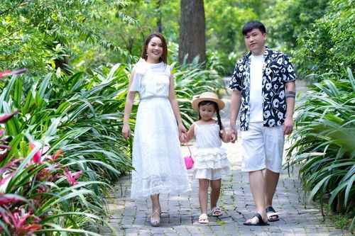 Ca sĩ Nguyễn Ngọc Anh: Chồng là 'người tình sân khấu' ăn ý của tôi!