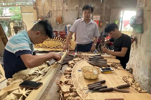 Nghệ nhân trẻ Nguyễn Văn Thao: Thổi hồn cho từng thớ gỗ