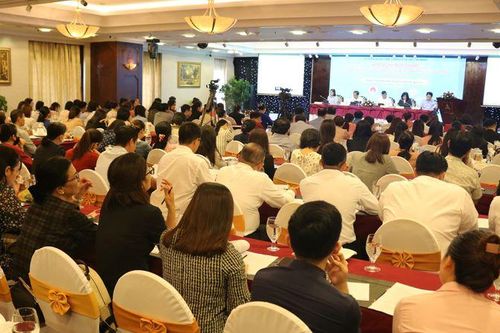 Thành phố Hồ Chí Minh đối thoại với doanh nghiệp về chính sách lao động
