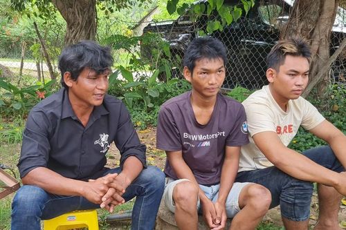 Vụ tấn công trụ sở UBND xã ở Đắk Lắk: 3 con tin về với gia đình an toàn