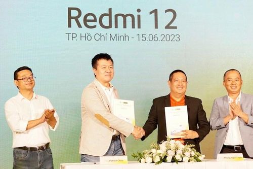 Xiaomi hợp tác với Thế Giới Di Động mở bán Redmi 12