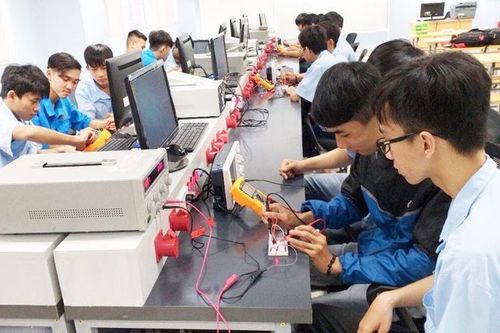 Trăn trở điều kiện sàn