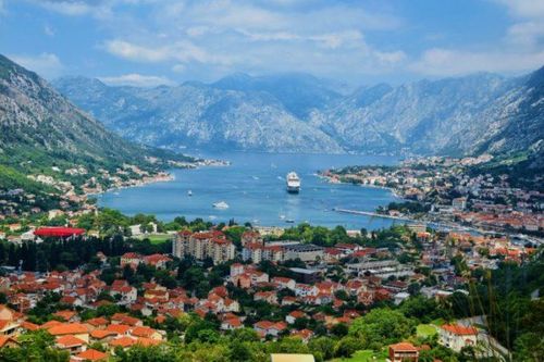 Top 10 điểm du lịch châu Âu đáng đến nhất trong Hè 2023