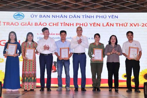 Khen thưởng 27 tác phẩm tại lễ trao Giải thưởng báo chí tỉnh Phú Yên 2022
