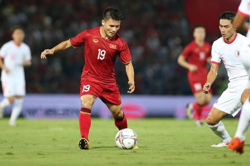 Thắng Hong Kong (Trung Quốc) 1-0, đội tuyển Việt Nam khởi đầu may mắn cùng HLV Troussier