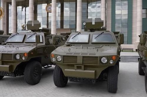 Chechnya khoe xe bọc thép Tiger