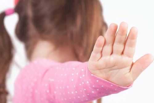 Dạy con cách từ chối