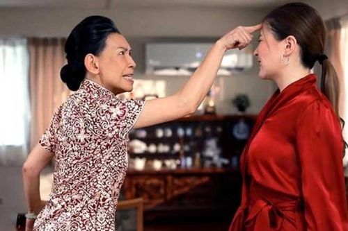 Bị mẹ chồng hắt hủi đuổi đi, đến lúc con dâu tiết lộ một chuyện khiến bà từ ghét chuyển sang yêu