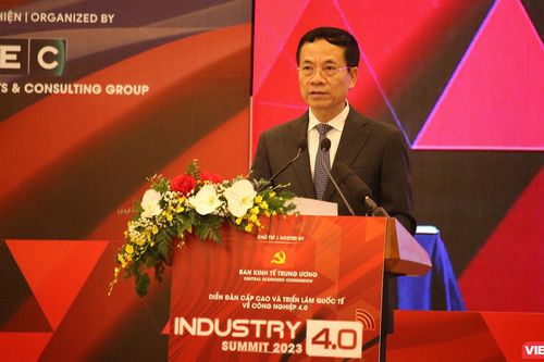 Bộ trưởng Nguyễn Mạnh Hùng: CMCN 4.0 trao thêm quyền năng cho con người thay vì thay thế con người
