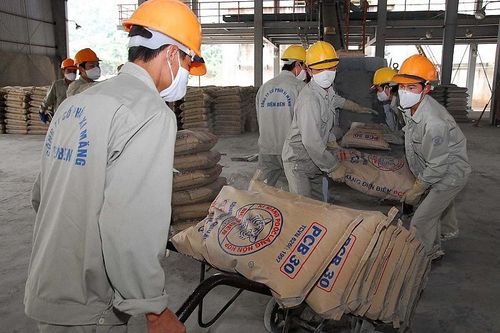 Tiêu thụ xi măng, sắt thép, bê tông, gốm sứ, kính xây dựng giảm mạnh
