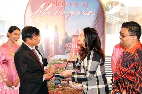 Nhân kỷ niệm 50 năm thiết lập quan hệ ngoại giao Việt Nam - Malaysia: Chung sức xây dựng quan hệ ngoại giao