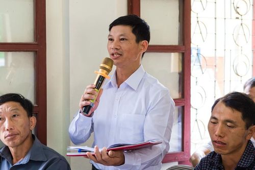 Đại biểu HĐND tỉnh, huyện tiếp xúc cử tri tại thị trấn Mường Khương