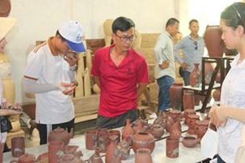 Tìm 'chất liệu' để phát triển sản phẩm du lịch cho làng cổ Phước Tích