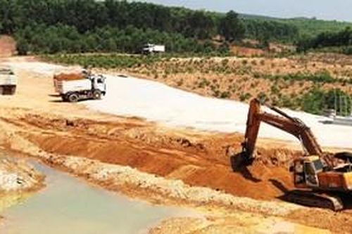 Dân khổ, môi trường bị tàn phá - Kỳ 1: Dân 'không thấy', chính quyền 'ngó lơ'?