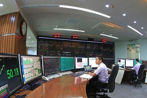 Tạm đình chỉ giám đốc, ai sẽ là người điều hành Trung tâm điều độ hệ thống điện quốc gia?