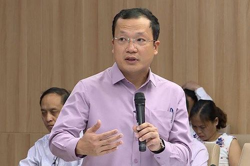 Tạm đình chỉ công tác Giám đốc Trung tâm Điều độ hệ thống điện Quốc gia