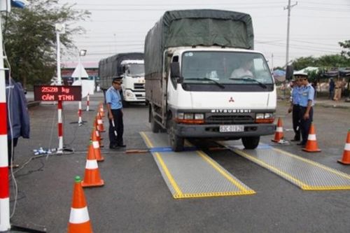 Xử phạt nguội xe quá tải, từ chối đăng kiểm nếu không nộp phạt vi phạm