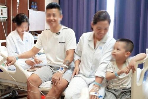 4 người trong gia đình cấp cứu giữa đêm sau khi ăn canh cua