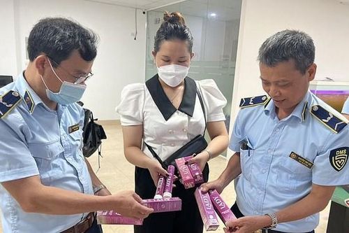 Đột nhập tòa nhà Time Coffee, thu giữ hàng trăm thực phẩm bảo vệ sức khỏe săn chắc vòng một, giảm béo giả